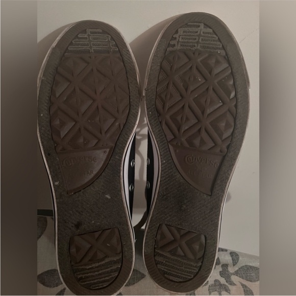 Converse Black and White High Tops chuck taylor shoes - Picture 7 of 8